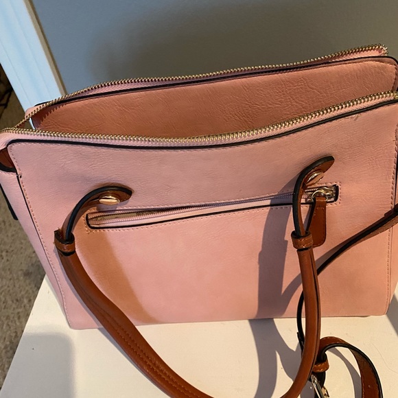 Purse - Picture 3 of 4